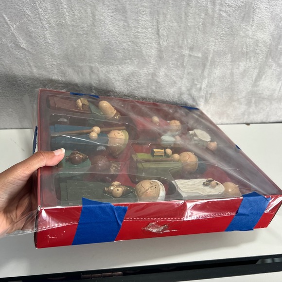 Wooden Nativity Set 9 Piece Figurines Shepherd Angel Jesus Rustic hand painted - Picture 12 of 12